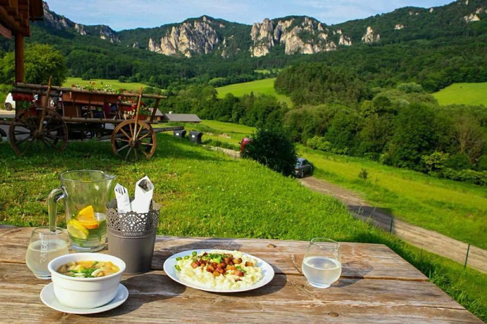 Koliba Pod Skalami Villa Szulyó Kültér fotó